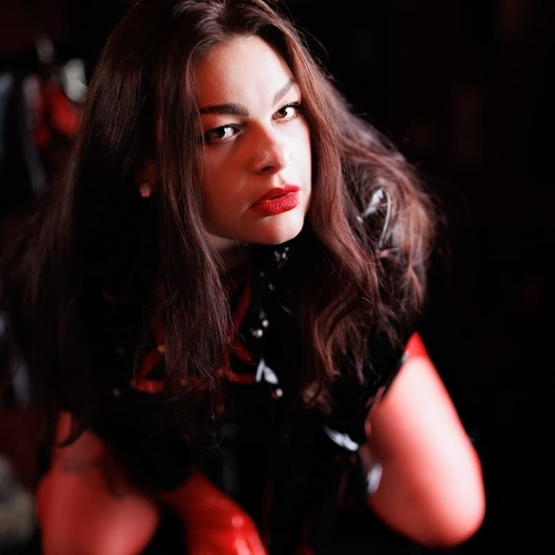 Madame Eva Liliel